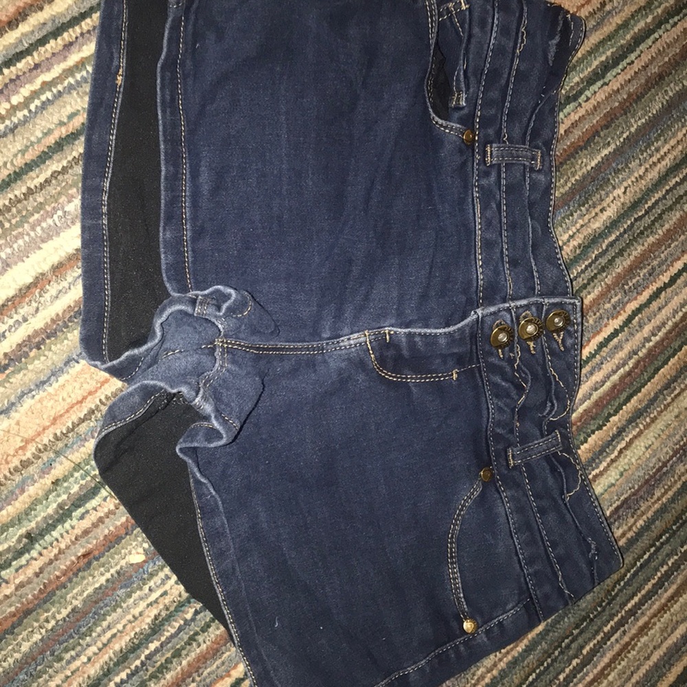 Woman’s Shorts